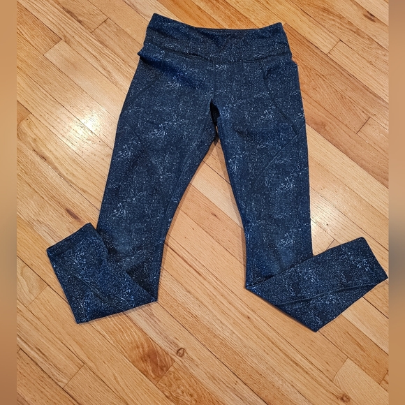 Patagonia Pants - Patagonia workout leggings small